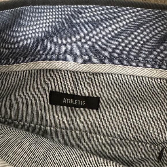 J.Crew 1040 Athletic Tapered-Fit Tech Pants Mens W33 L30 Gray Performance AU209 - Picture 7 of 10